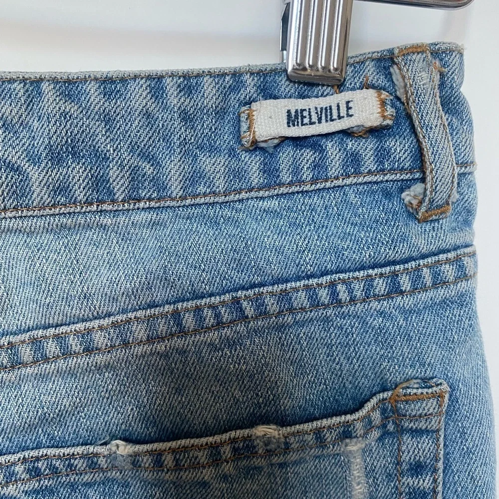 Melville shorts exposed button‎ fly distressed